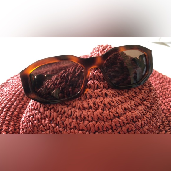 Woman sunglasses - Picture 4 of 6